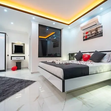 Hueltun - Kalkan Villa